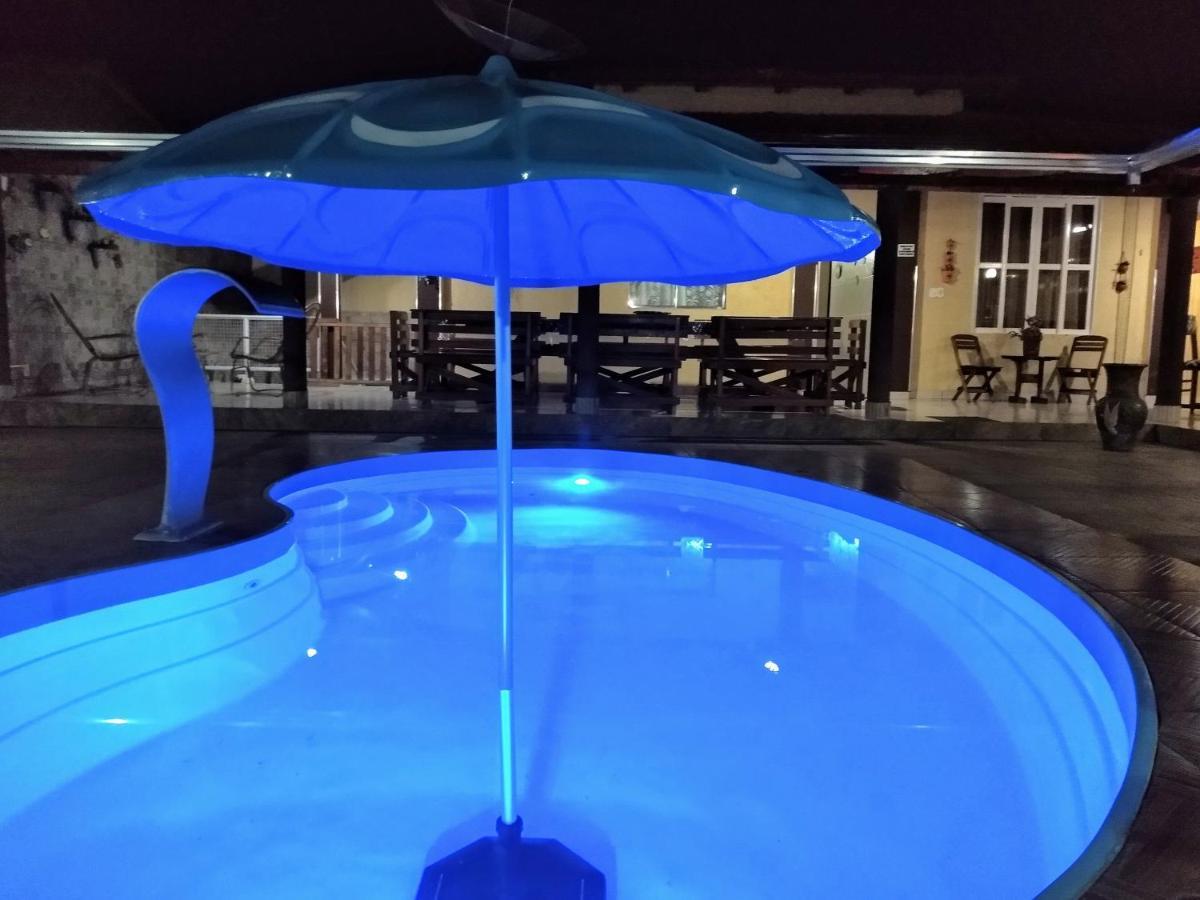 Sobrado Frente P/Lago Com Piscina Aquecida Caldas Novas Esterno foto